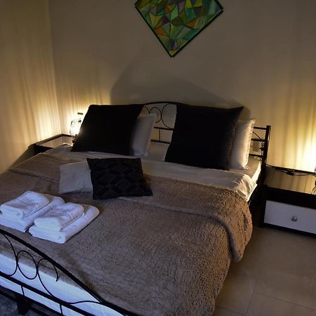Flh - A&M Central Studio Apartment Sibiu Bagian luar foto