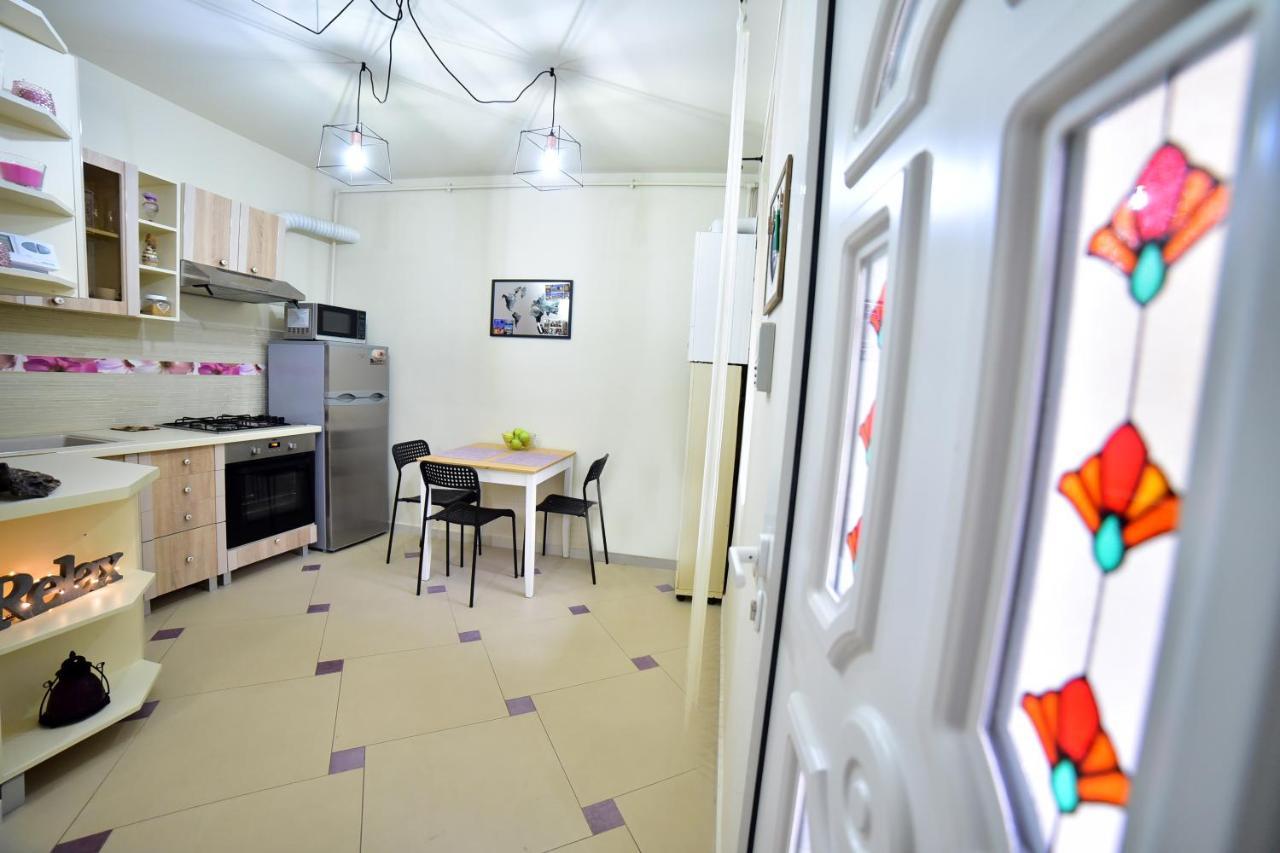 Flh - A&M Central Studio Apartment Sibiu Bagian luar foto